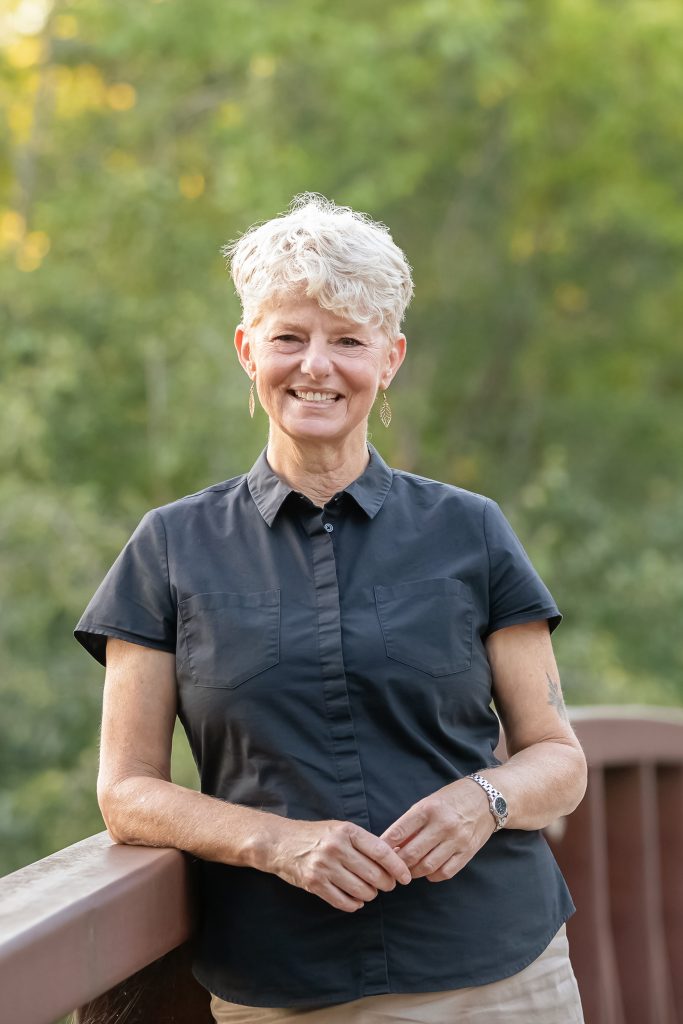 <div class="board-caption"> Alison de Groot, Program</br><a href="mailto:program@wbnptbo.ca">Email Alison</a></br><a href=https:// https://elmhirst.ca/>Elmhirst's Resort</a></div> 